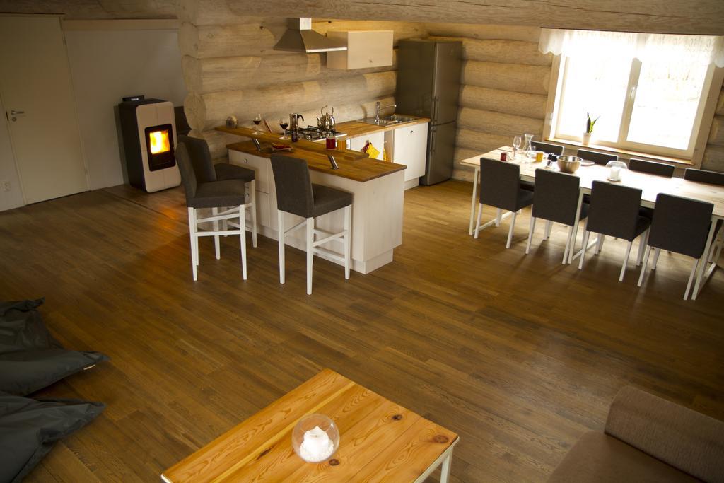 Humala Holiday Home Kohila Szoba fotó